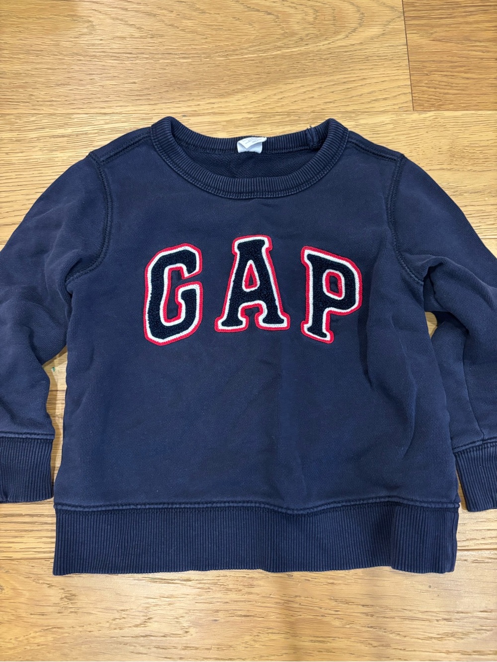 GUC SET OF 2 GAP Kids sweaters
